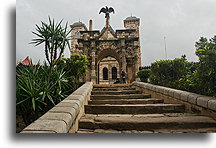 Główna brama Rova::Antananarivo, Madagaskar::