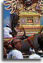 Podstawa wieży pogrzebowej::Bali, Indonezja::