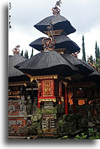 Kompleks modlitewny na otwartym powietrzu::Bali, Indonezja::