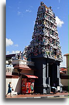 Wejście do Sri Mariammam::Singapur::
