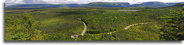 Panoramiczny widok z Berry Hill::Gros Morne, Nowa Fundlandia, Kanada::