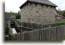 Kuźnia::Święta Maria wsród Huronów, Ontario, Kanada::