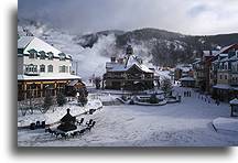 Place Saint-Bernard::Mont Tremblant, Quebec, Kanada::