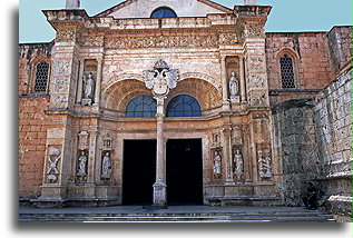 Basilica Menor::Santo Domingo, Dominkana, Karaiby::