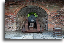 Działo Marynarki Wojennej::Fort Charles, Jamajka::