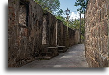 Stara ulica::Sint Eustatius, Holandia Karaibska::