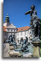 Fontanna Wittelsbacha w Pałacu Residenz::Monachium, Niemcy::
