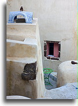 Prywatne podwórko::Oia, Santorini, Grecja::