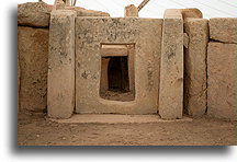 Płyta z otworem::Mnajdra, Malta::
