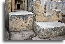 Spiralne wzory::Tarxien, Malta::