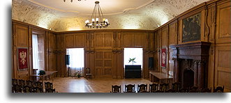 Sala zamkowa::Zamek Oleśnicki, Polska::