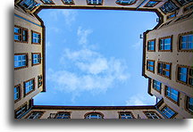 Dziedziniec::Warszawa, Polska::