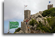 Ufortyfikowane wieże::Zamek Maurów, Sintra, Portugalia::