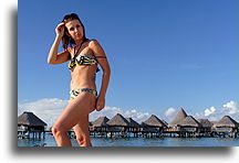 Z domkami w tle::Moorea, Polinezja Francuska::