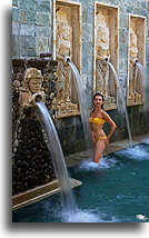 Fontanna w spa::Bali, Indonezja::