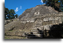 Świątynia wysoka::Lamanai, Belize::