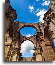 Kościół bez dachu::Antigua Guatemala, Gwatemala::