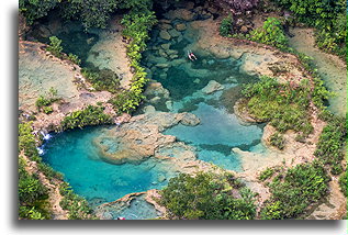 Wapienne baseny #3::Semuc Champey, Gwatemala::