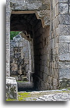 Kamienne przejście::Becán, Campeche, Meksyk::