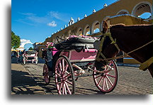 Dorożki::Izamal, Jukatan, Meksyk::