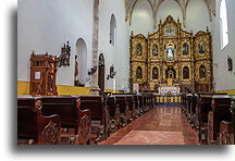 Złocony ołtarz::Izamal, Jukatan, Meksyk::