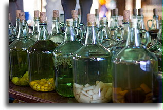 Mezcal domowej roboty::San Jose del Pacífico, Oaxaca, Meksyk::