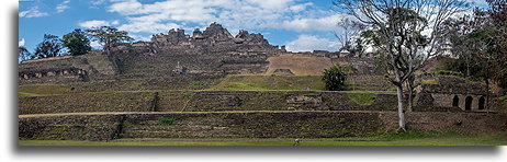 Ogromna struktura piramidalna::Tonina, Mexico::