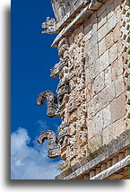 Długonosy bóg Chaac::Uxmal, Jukatan, Meksyk::