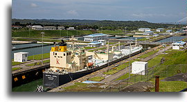 Tankowiec::Śluzy Agua Clara, Panama::