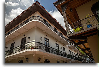 Balustrady z kutego żelaza::Casco Viejo, Panama::