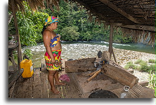 Kuchnia z otwartym ogniem::Emberá Druá, Panama::