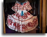 Czerwona pollera panamska::Mi Pueblito, Panama::