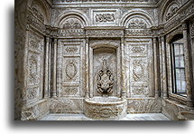 Hamam (łaźnia) sułtana::Pałac Dolmabahçe, Stambuł, Turcja::