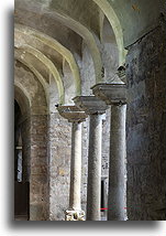 Side Aisle::Hagia Eirene, Stambuł, Turcja::