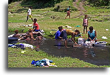 Pranie w gorących źródłach::Wioski na Tanna, Vanuatu, Południowy Pacyfik::