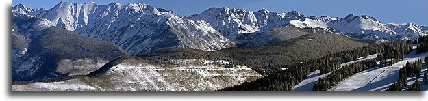 Pasmo górskie Gore, widok z Vail::Vail, Kolorado, USA::