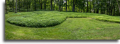 Kopiec Małego Niedźwiedzia::Effigy Mounds, Iowa, USA::