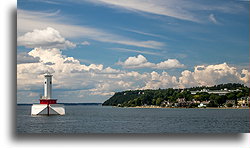 Latarnia przejścia wyspy Round::Wyspa Mackinac, Michigan, USA::