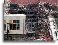 Ground Zero #58::Ground Zero<br /> październik 2001::
