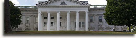 Fasada pałacu Millsów::Pałac Millsów, Nowy Jork, USA::