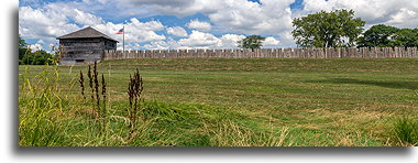 Mur obronny fortu::Fort Meigs, Ohio, USA::