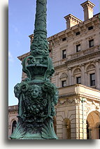 Latarnia na podjeździe::Newport, Rhode Island, Stany Zjednoczone::