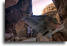Jaskinia Cairn::Rejon Igieł w Canyonlands, Utah, USA::