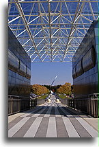 Wejście do muzeum::Narodowe Muzeum Lotnictwa i Kosmosu, Wirginia, USA::