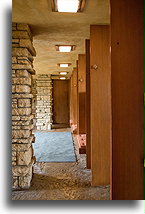 Korytarz::Taliesin, Wisconsin, USA::