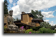 Rzeźba Buddy::Taliesin, Wisconsin, USA::